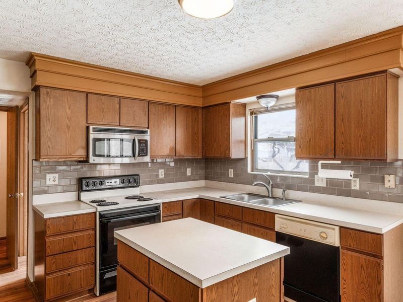 8827 Firstgate Drive, Reynoldsburg, OH 43068 Photo 19