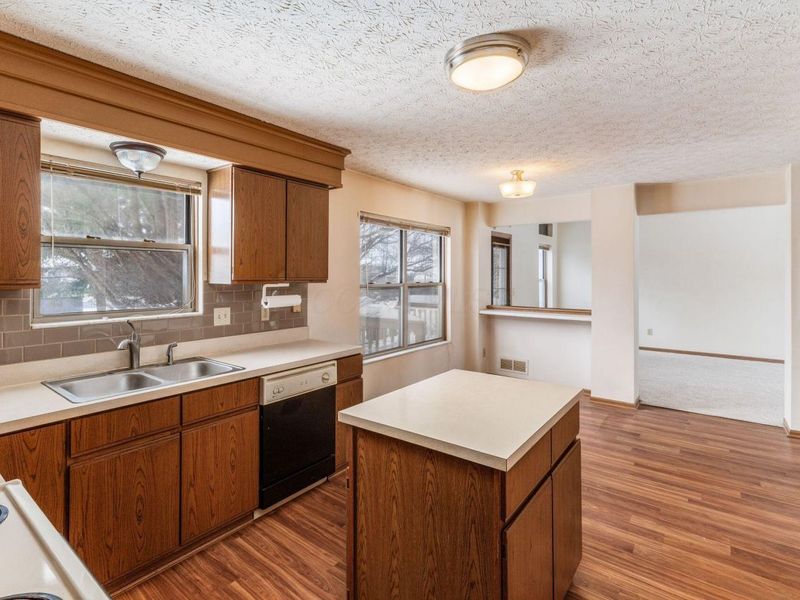 8827 Firstgate Drive, Reynoldsburg, OH 43068 Photo 21