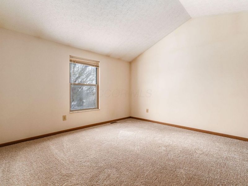 8827 Firstgate Drive, Reynoldsburg, OH 43068 Photo 28