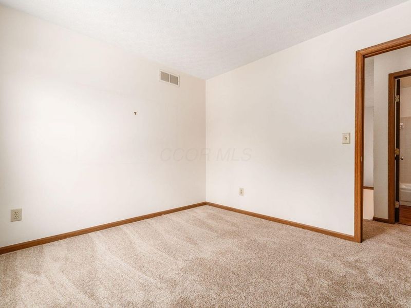 8827 Firstgate Drive, Reynoldsburg, OH 43068 Photo 32