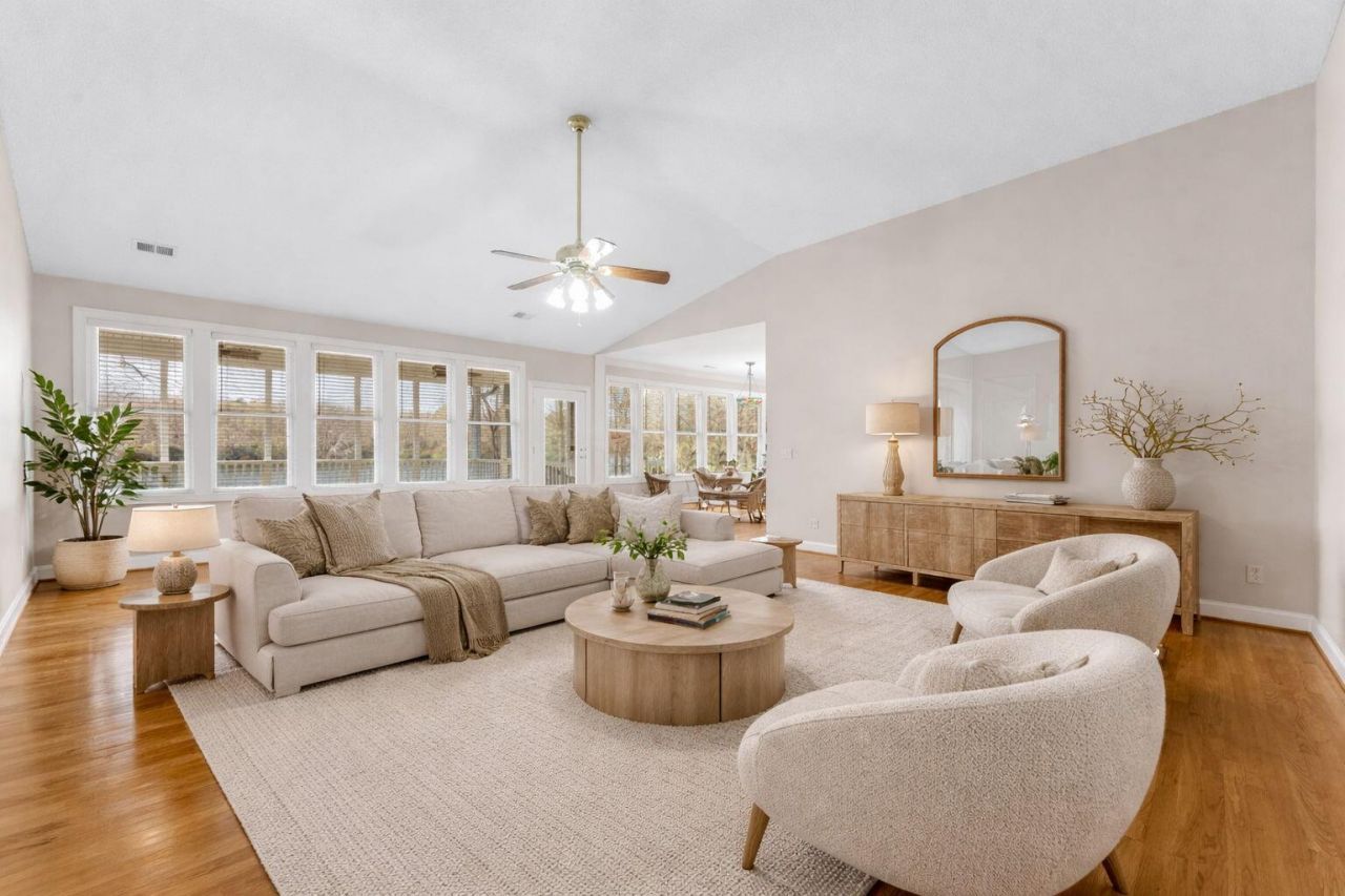 146 Loganberry Circle Photo 17