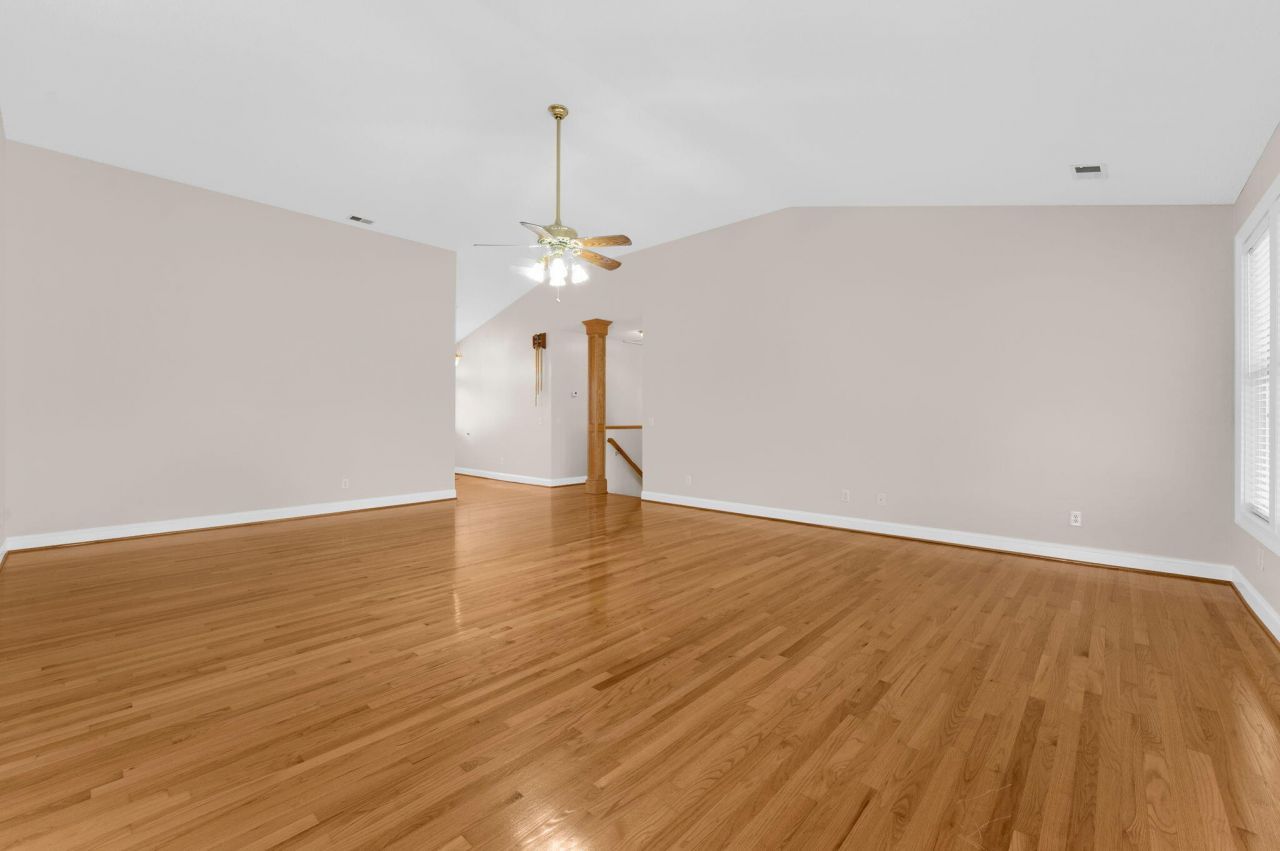 146 Loganberry Circle Photo 20