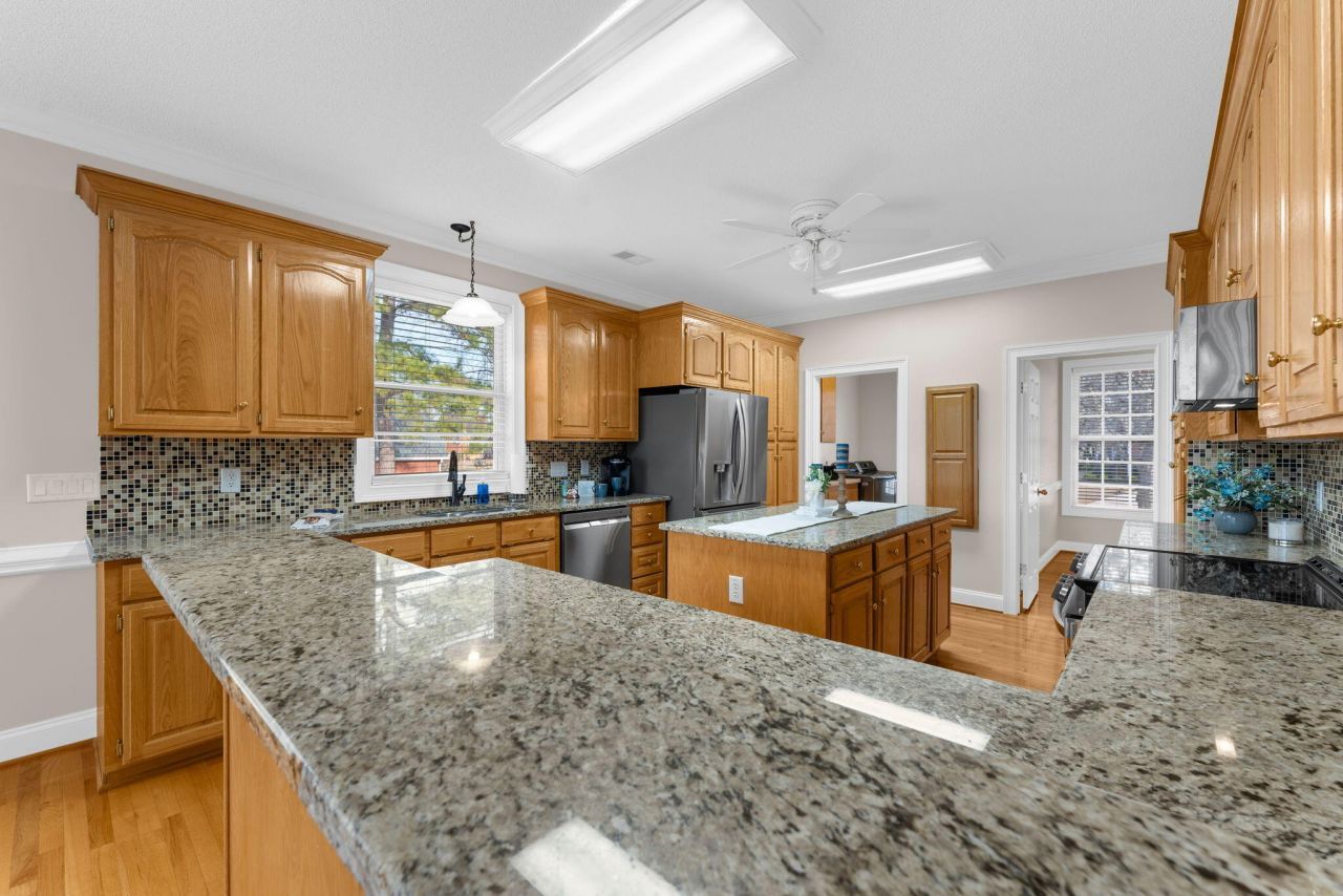 146 Loganberry Circle Photo 24