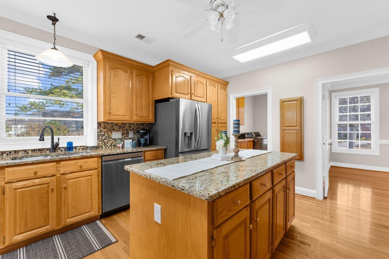 146 Loganberry Circle Photo 26