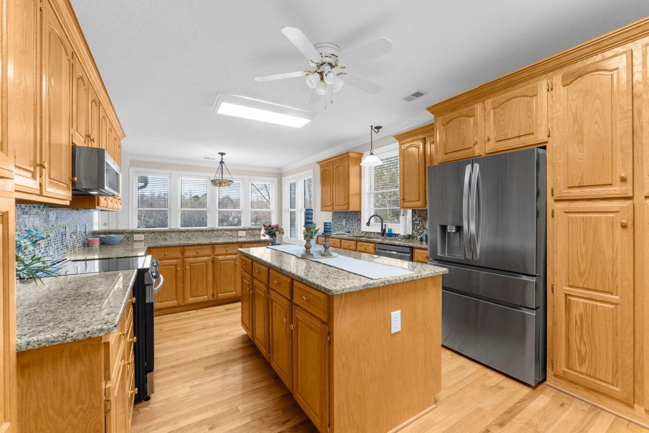 146 Loganberry Circle Photo 28