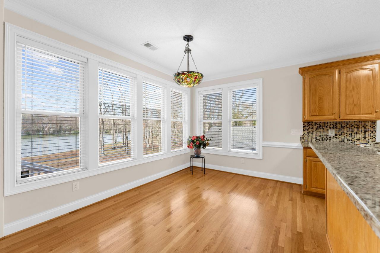 146 Loganberry Circle Photo 31