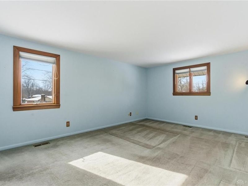 7660 W Von Dette Circle, Dayton, OH 45459 Photo 32