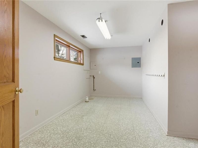 7660 W Von Dette Circle, Dayton, OH 45459 Photo 40