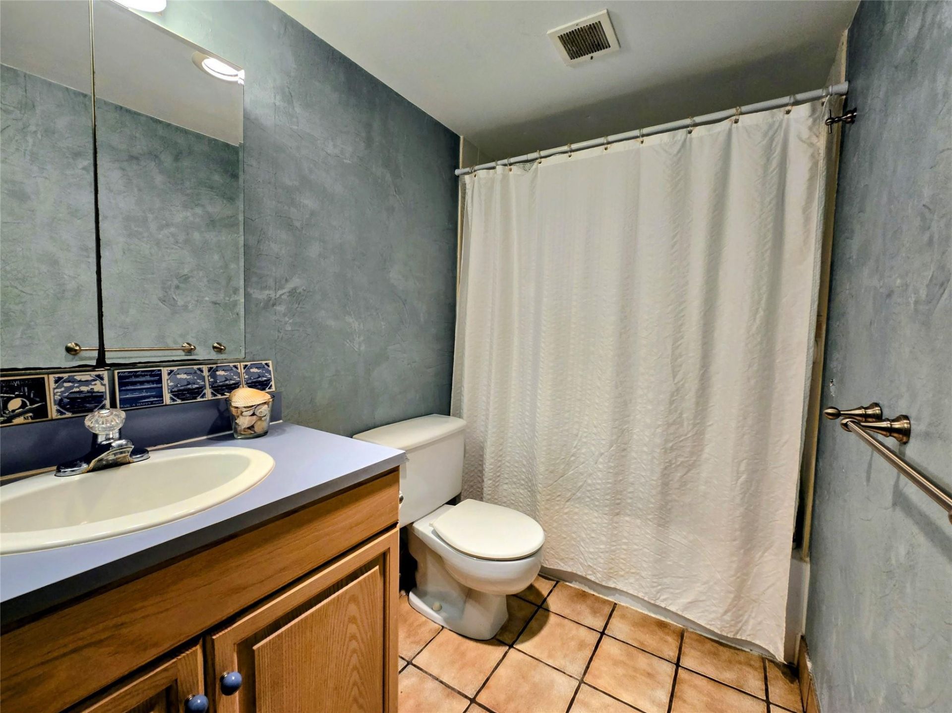 1301 River Reach Drive, Unit 304, Fort Lauderdale, FL 33315 Photo