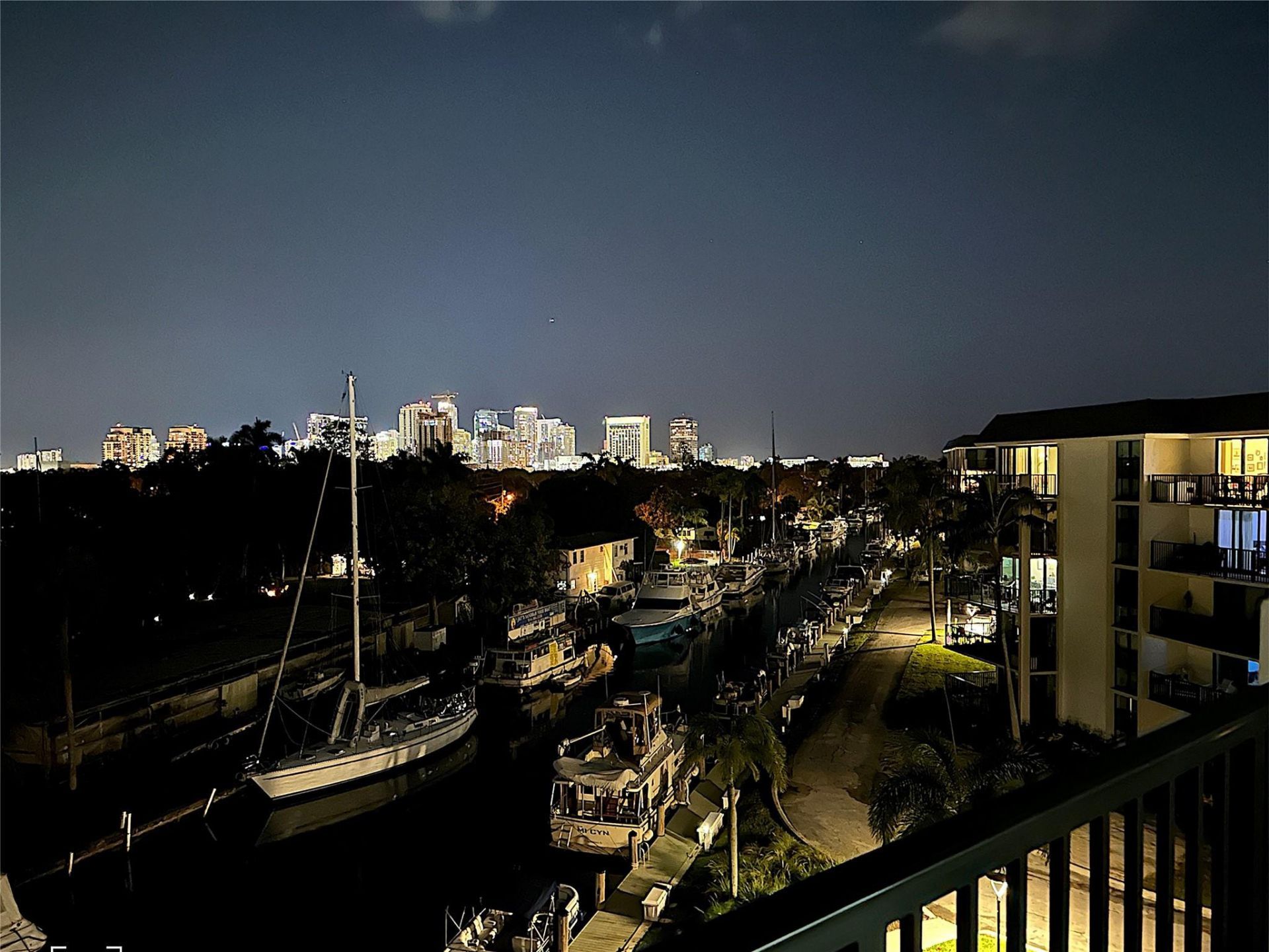 1301 River Reach Drive, Unit 304, Fort Lauderdale, FL 33315 Photo