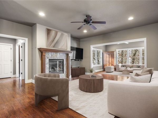 24 Kirkliston Lane, Bella Vista, AR 72715