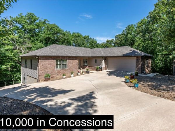 24 Kirkliston Lane, Bella Vista, AR 72715
