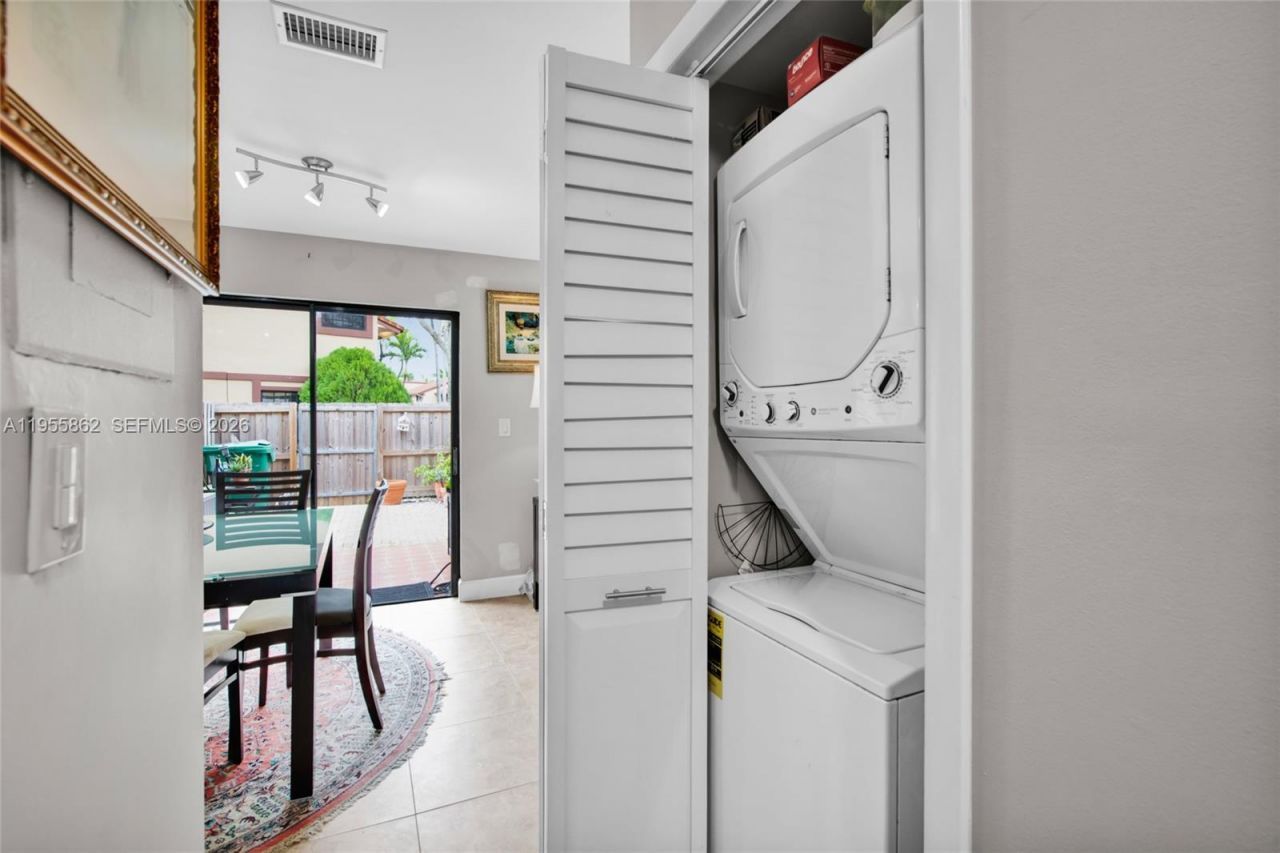 5914 SW 133rd Ct , Miami, FL 33183 Photo