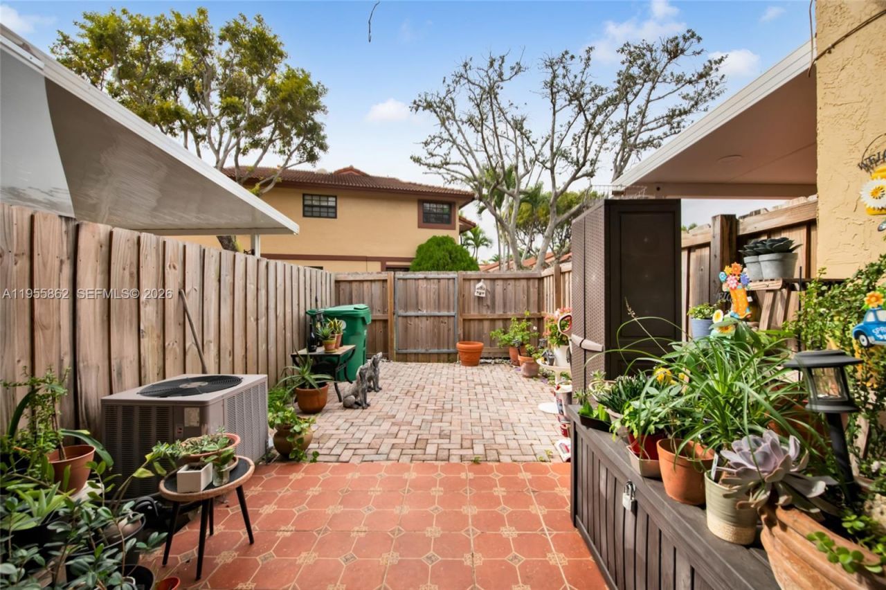 5914 SW 133rd Ct , Miami, FL 33183 Photo