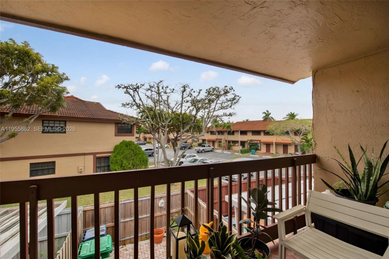 5914 SW 133rd Ct , Miami, FL 33183 Photo