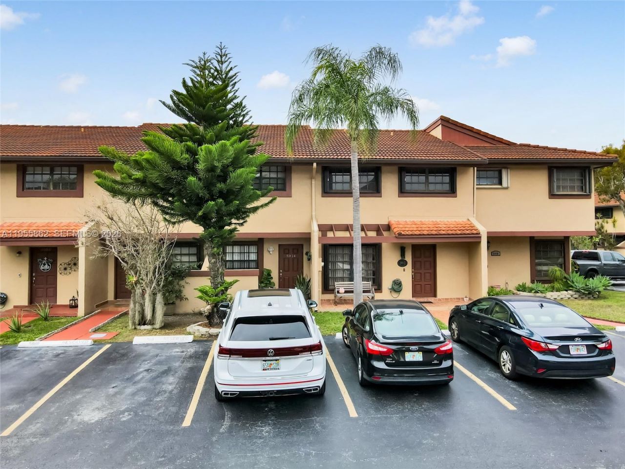 5914 SW 133rd Ct , Miami, FL 33183 Photo