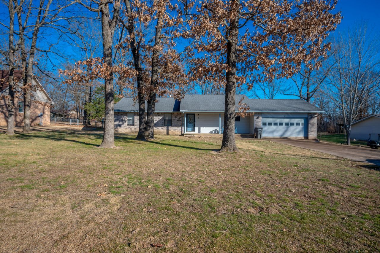 7 Melissa Lane, Batesville, AR 72501 Main Photo