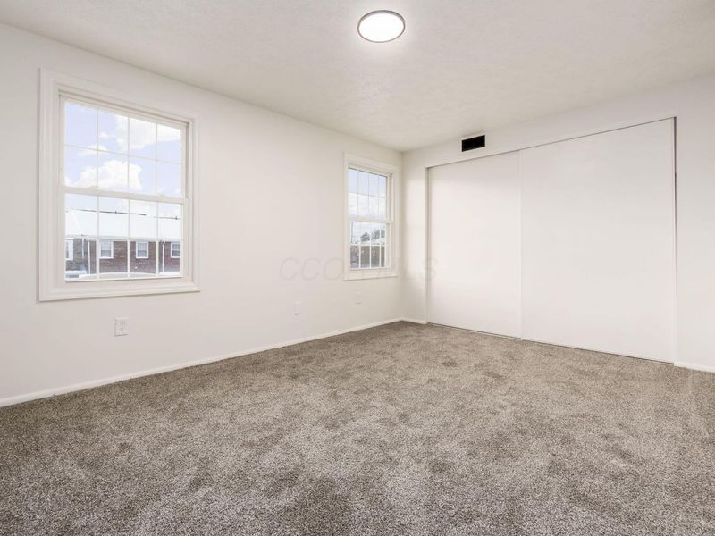 443 Clairbrook Avenue, Columbus, OH 43228 Photo 20