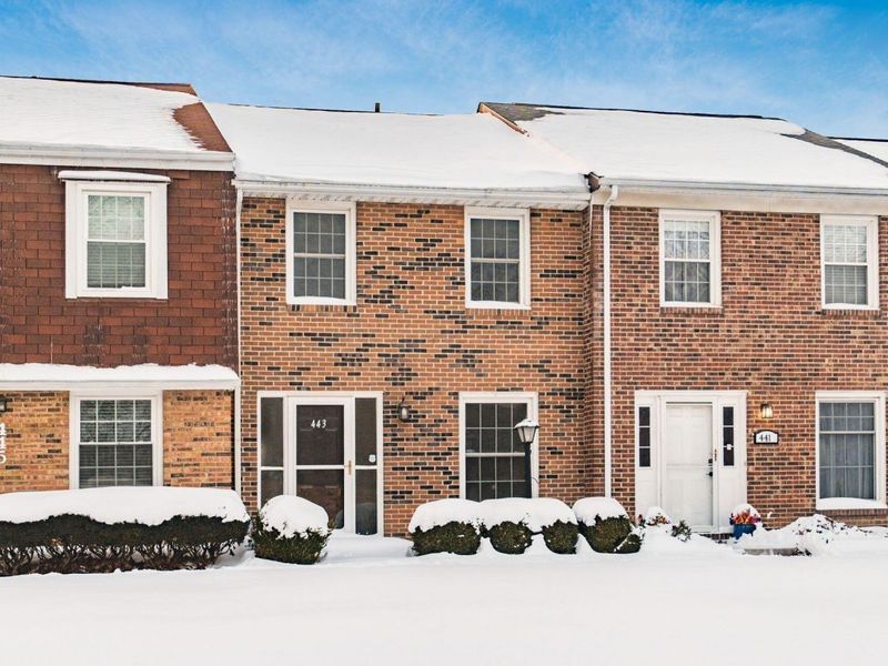 443 Clairbrook Avenue, Columbus, OH 43228 Photo 3