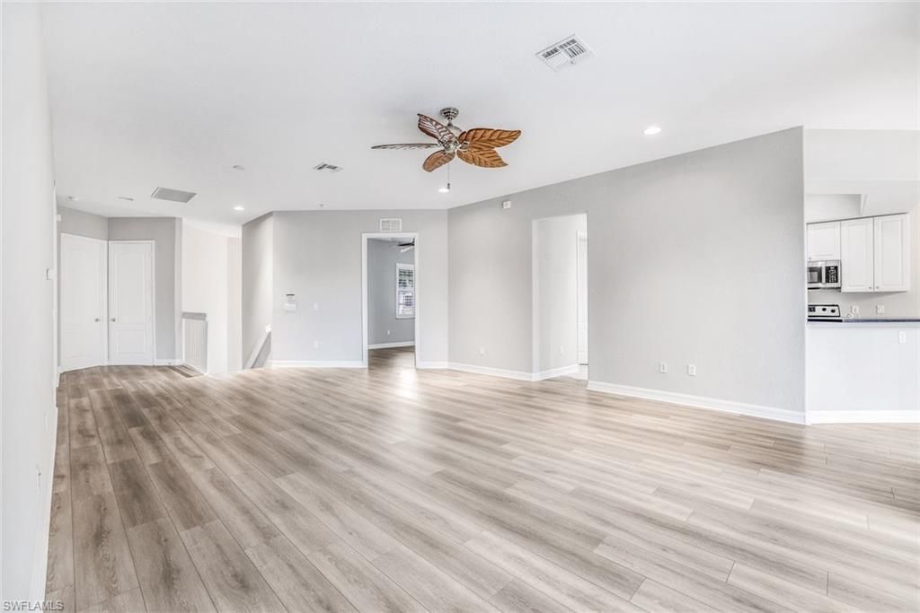 6031 Jonathans Bay Cir, Unit 302, Fort Myers, FL 33908 Photo