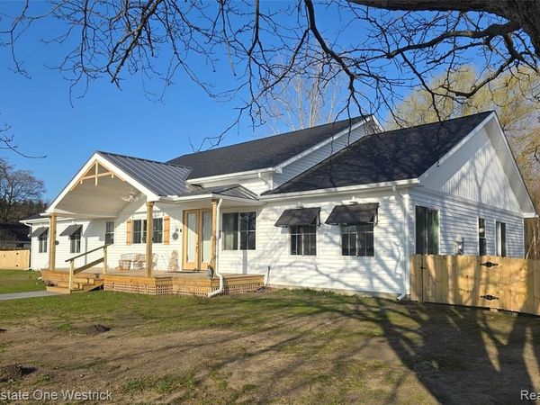 9236 River Road, Clay Twp, MI 48001