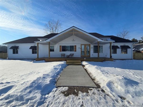9236 River Road, Clay Twp, MI 48001