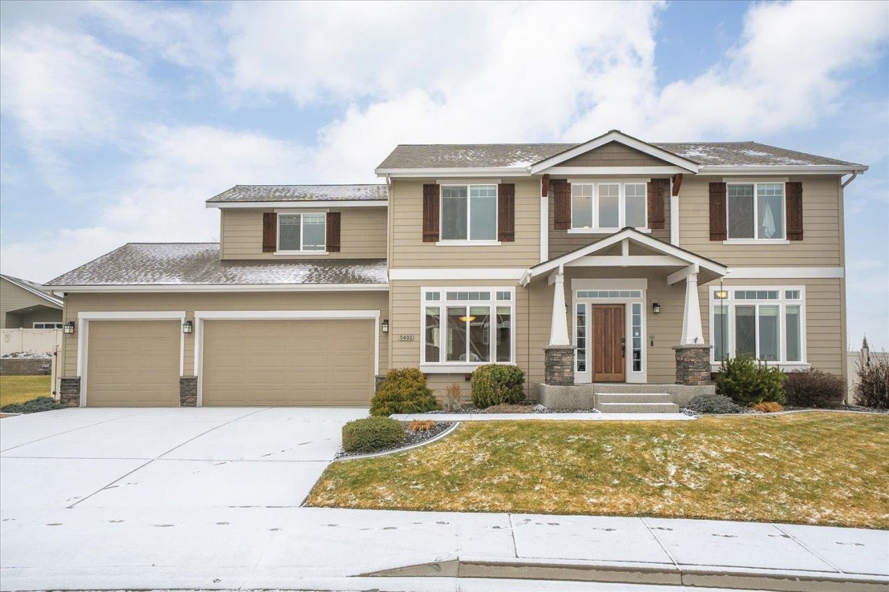 5402 S Oakridge Dr, Spokane, WA 99224 Main Photo