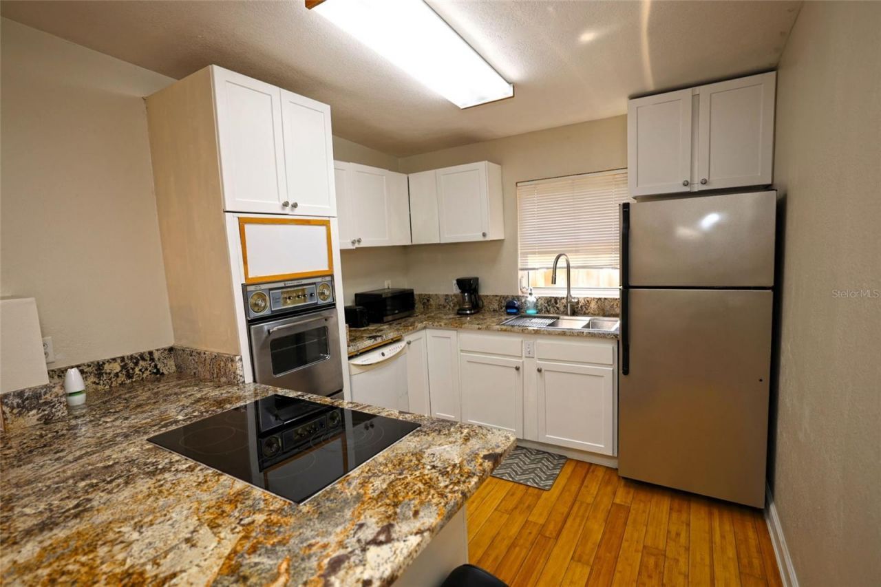 2342 Margaret Street, Sarasota, FL 34237 Photo