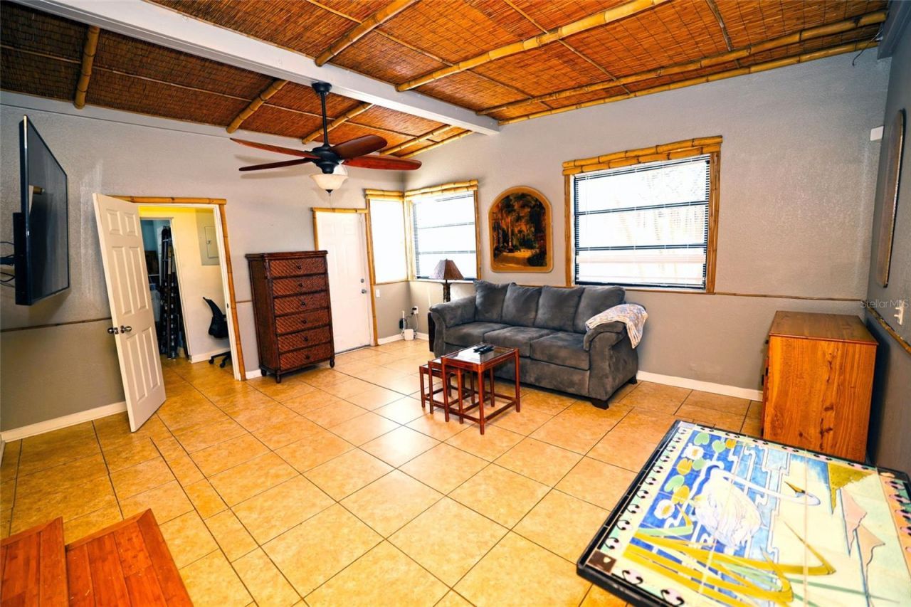 2342 Margaret Street, Sarasota, FL 34237 Photo