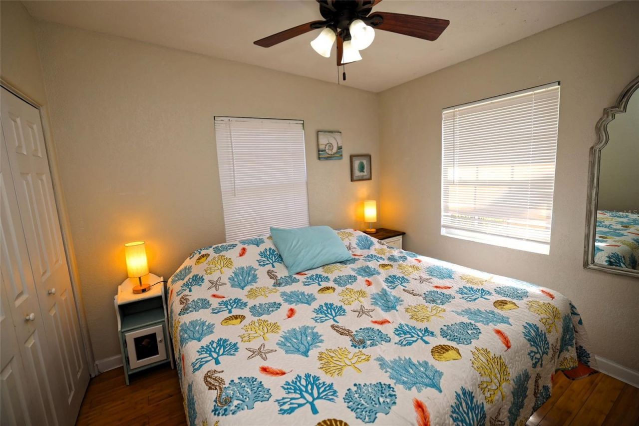 2342 Margaret Street, Sarasota, FL 34237 Photo