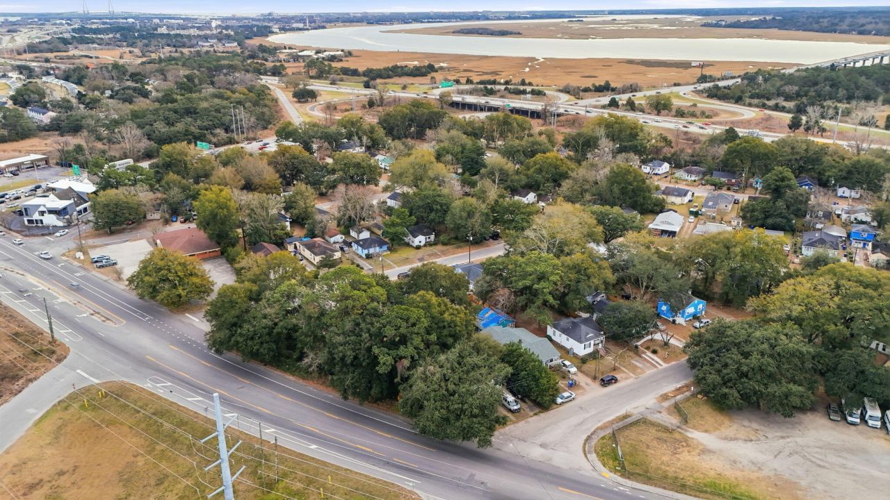 2343 Cambridge Avenue Photo 9