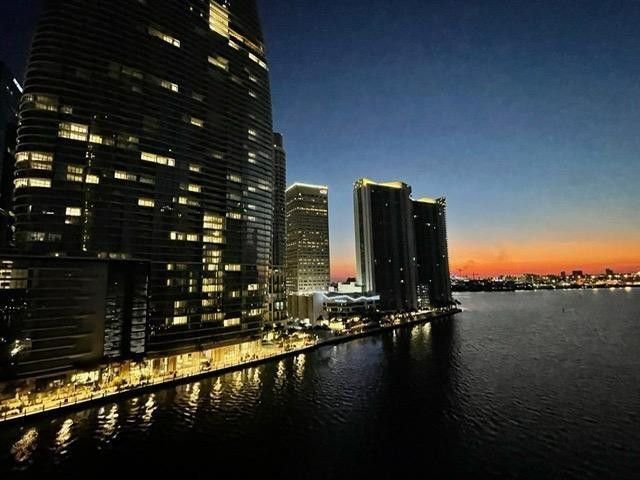 465 Brickell Avenue, Unit 1201, Miami, FL 33131 Photo