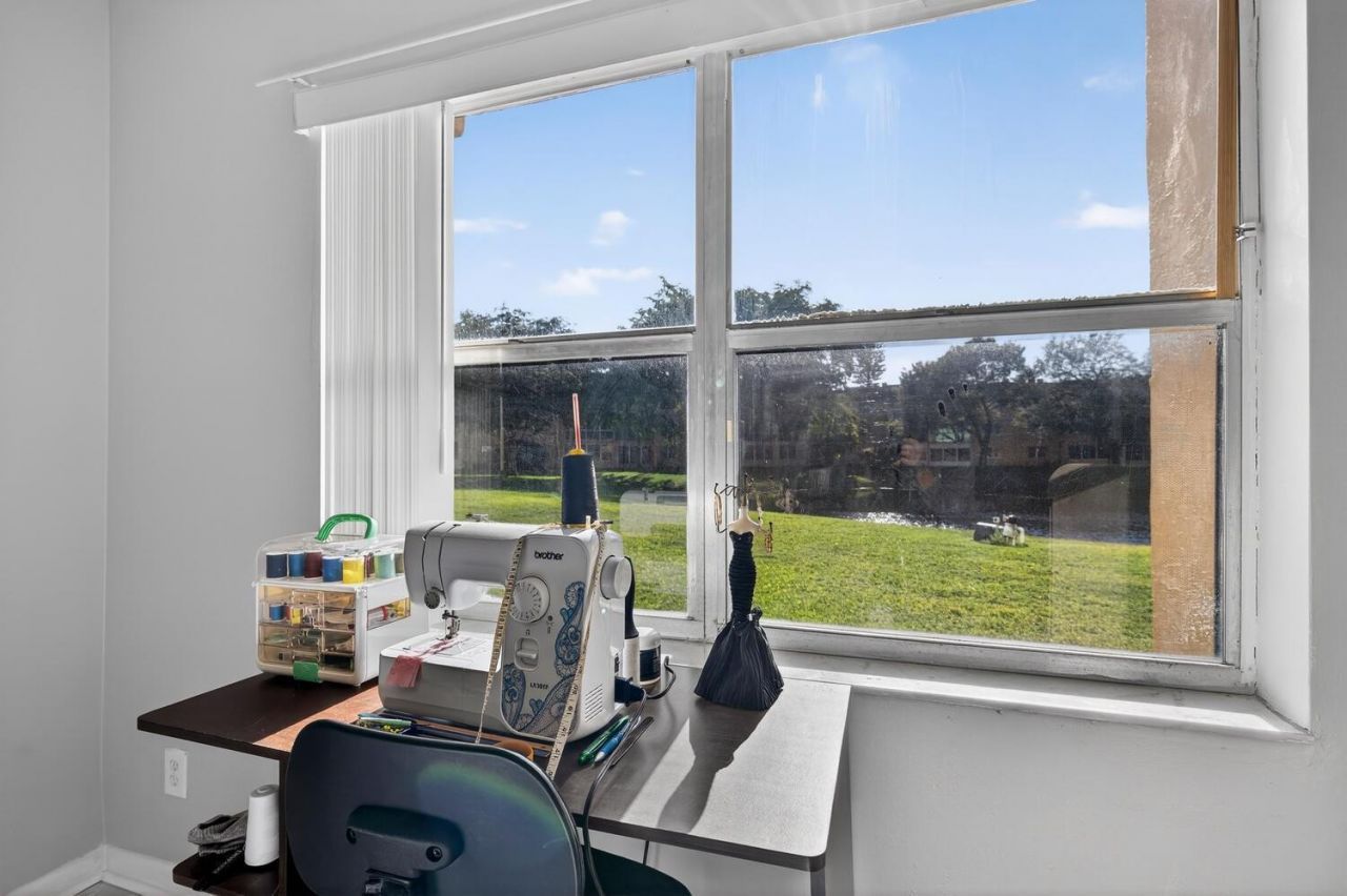 9281 Sunrise Lakes Boulevard, Unit 107, Sunrise, FL 33322 Photo