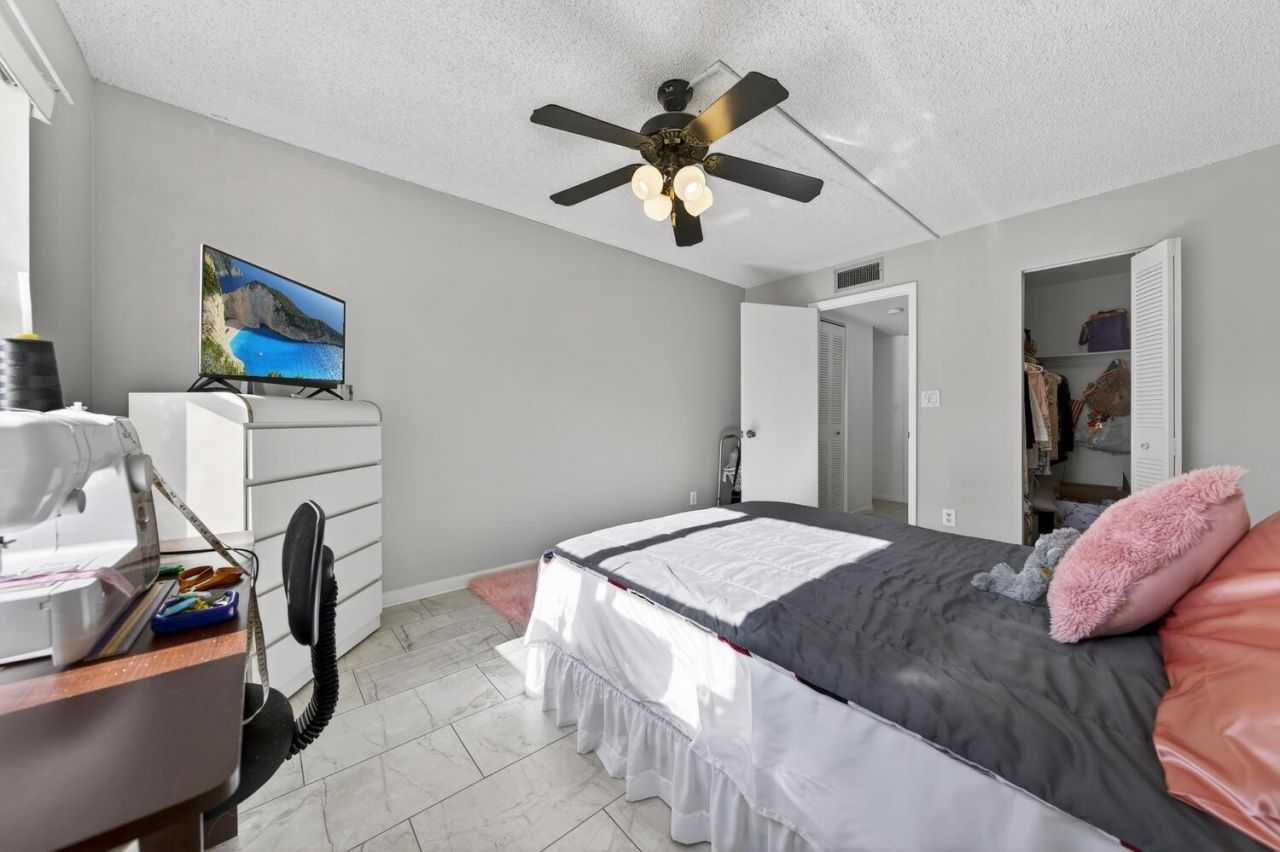 9281 Sunrise Lakes Boulevard, Unit 107, Sunrise, FL 33322 Photo