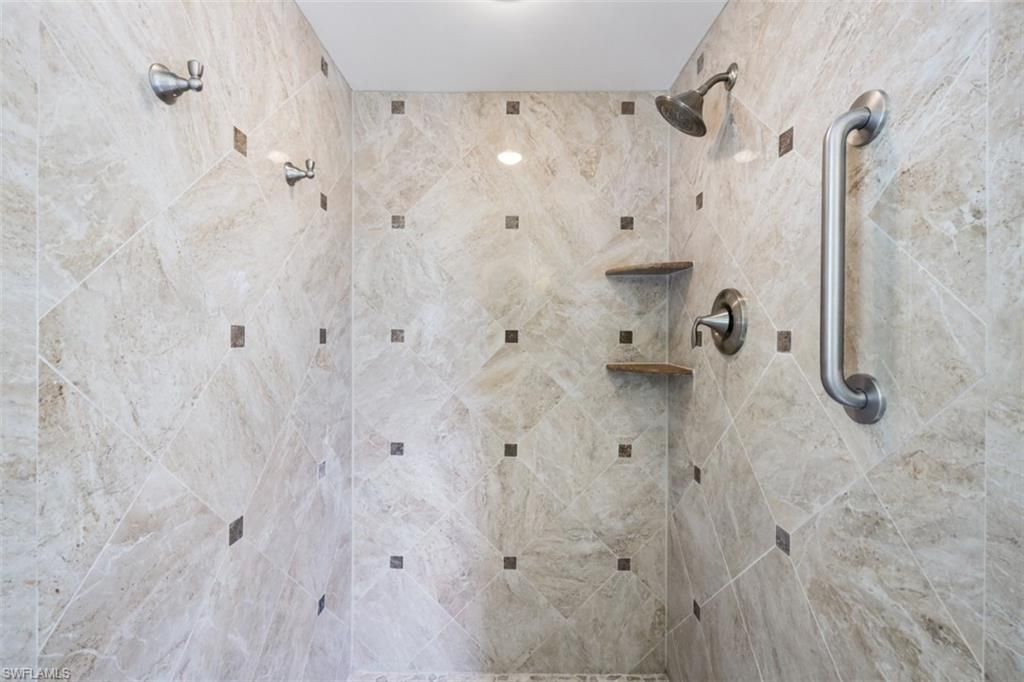 1030 Aqua Ln, Fort Myers, FL 33919 Photo