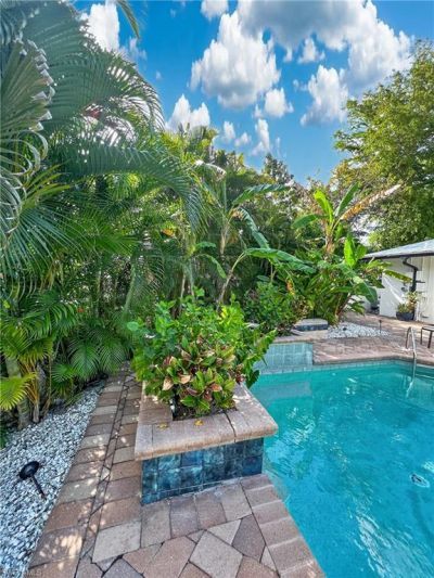 1030 Aqua Ln, Fort Myers, FL 33919 Photo