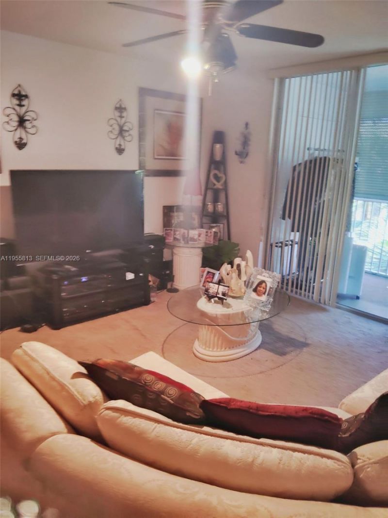 3121 NW 47th Ter , Unit 411, Lauderdale Lakes, FL 33319 Photo