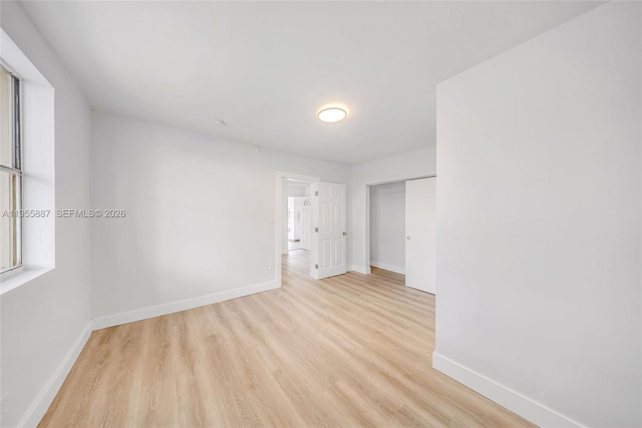 1648 NW 33rd St, Miami, FL 33142 Photo