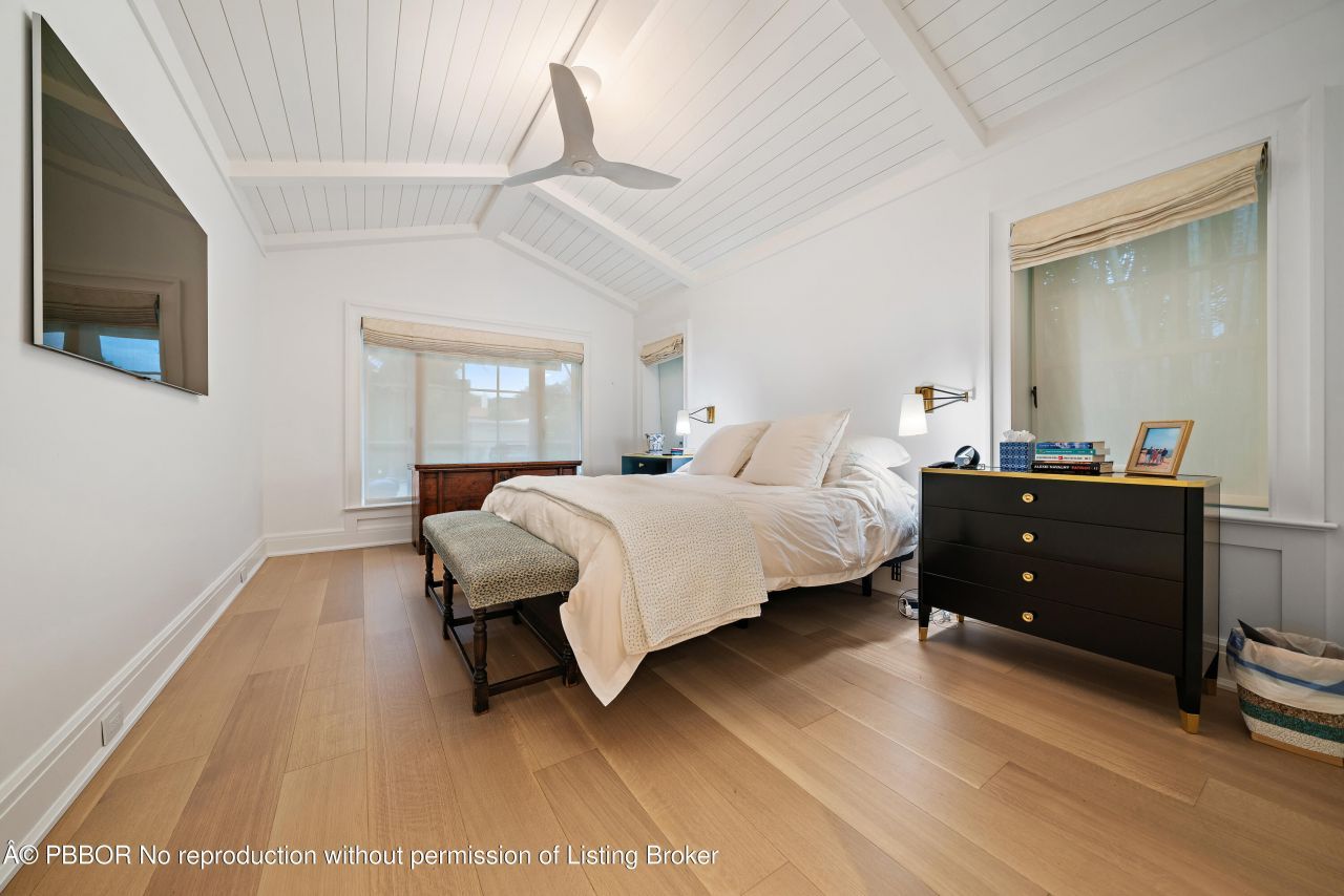 160 Chilean Avenue, Palm Beach, FL 33480 Photo