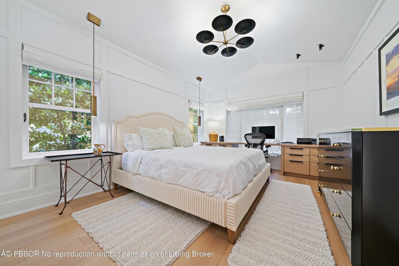 160 Chilean Avenue, Palm Beach, FL 33480 Photo