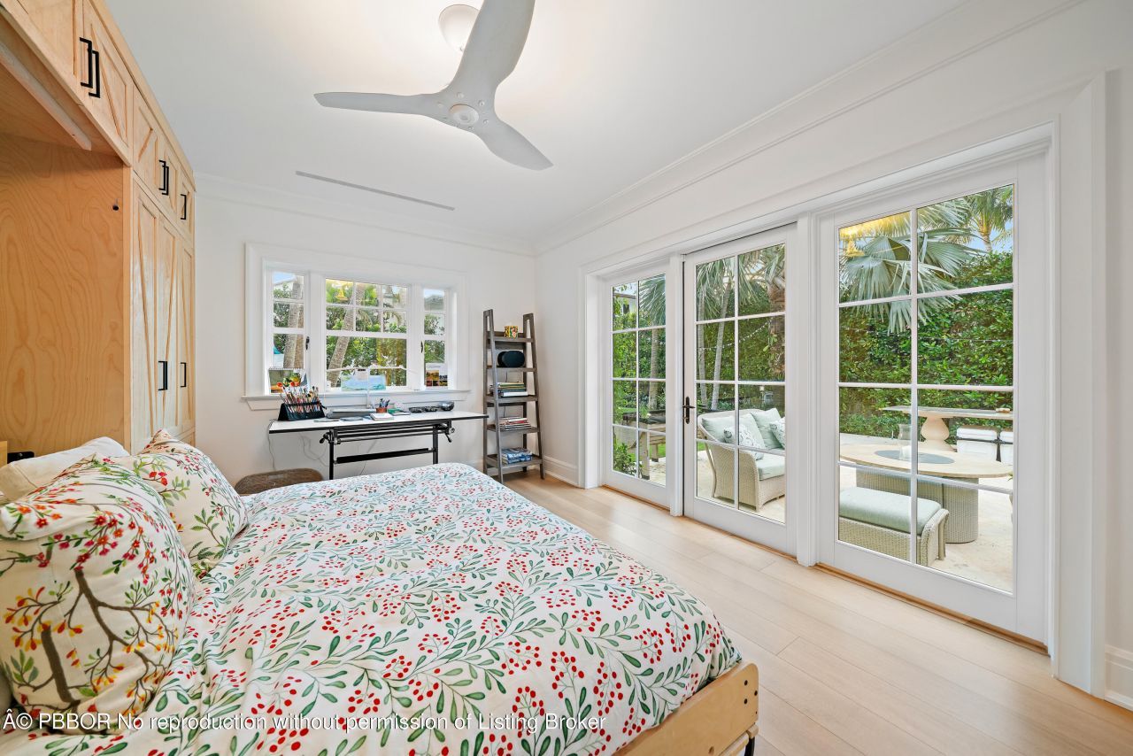 160 Chilean Avenue, Palm Beach, FL 33480 Photo