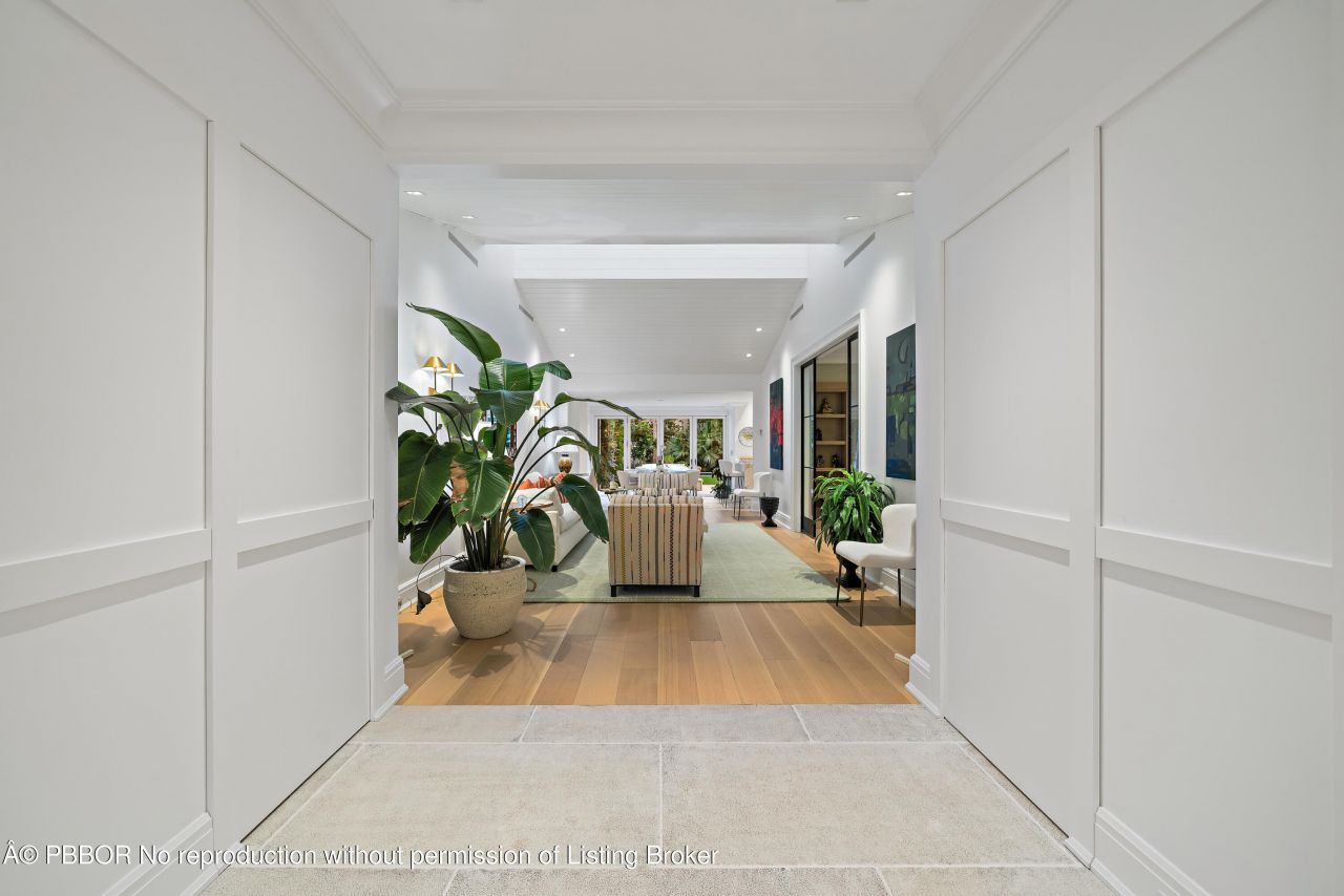 160 Chilean Avenue, Palm Beach, FL 33480 Photo