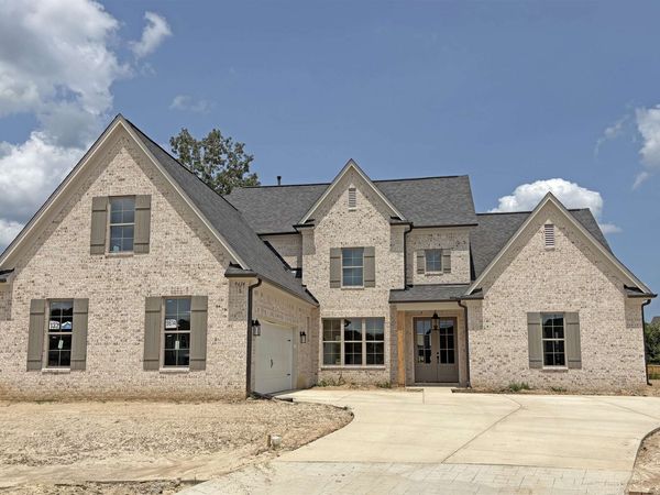 9614 GRAYS VALLEY CV, Cordova, TN 38018