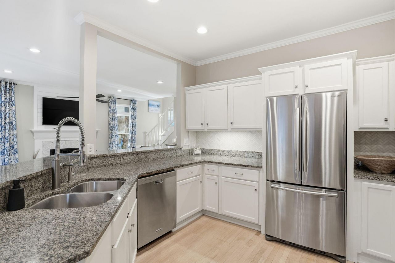 40 Grand Pavilion Boulevard Photo 10