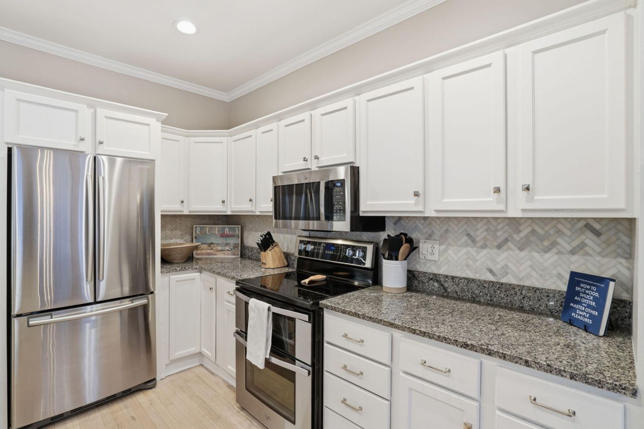 40 Grand Pavilion Boulevard Photo 11