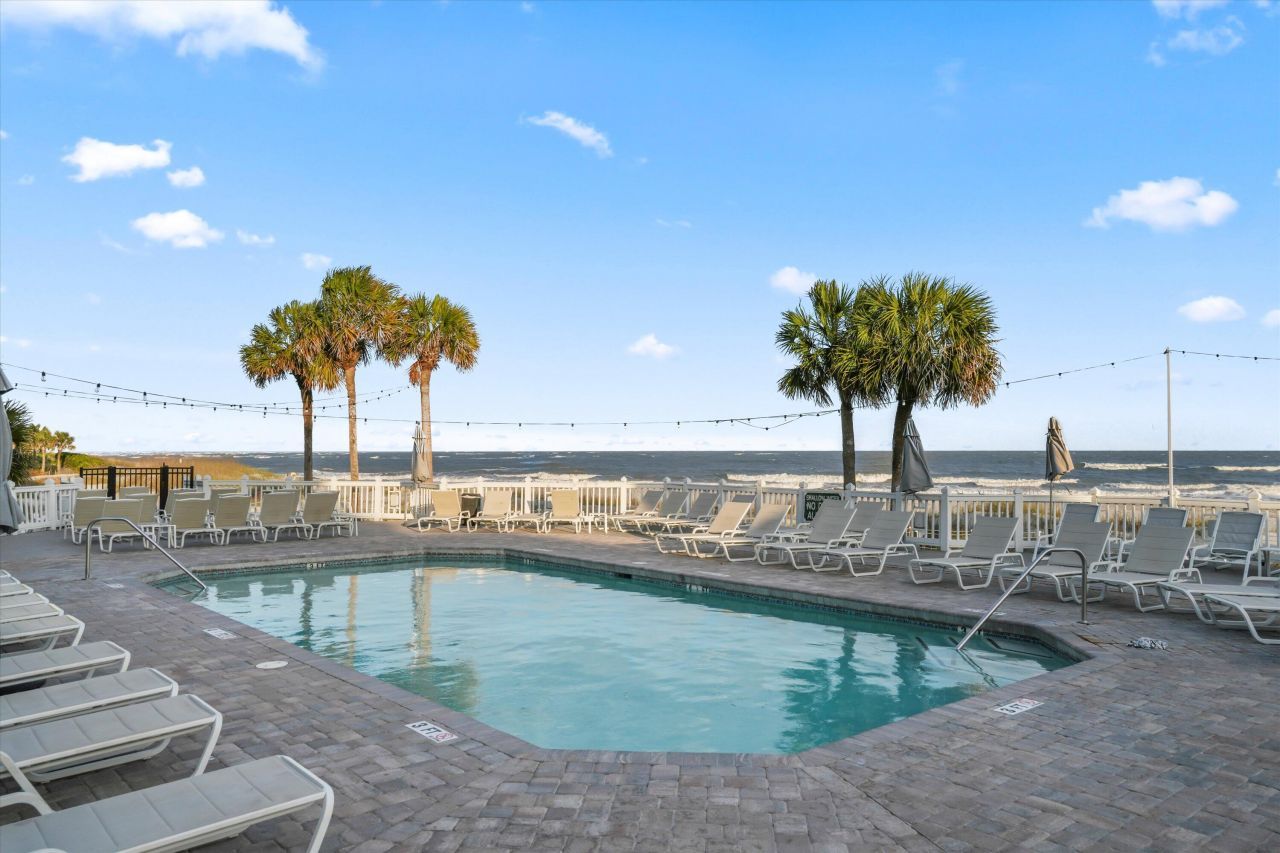 40 Grand Pavilion Boulevard Photo 42