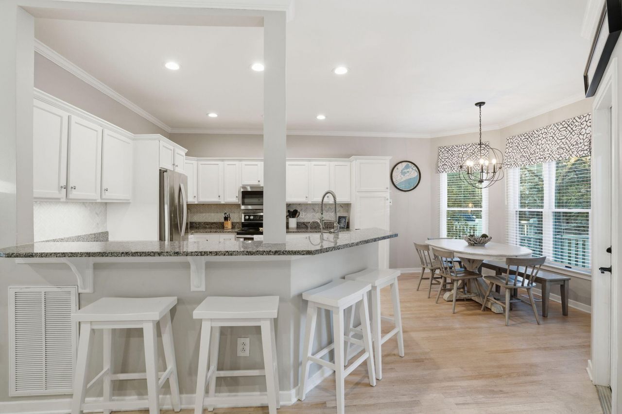 40 Grand Pavilion Boulevard Photo 9