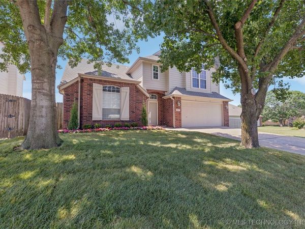 2817 W Oakland Street, Broken Arrow, OK 74012