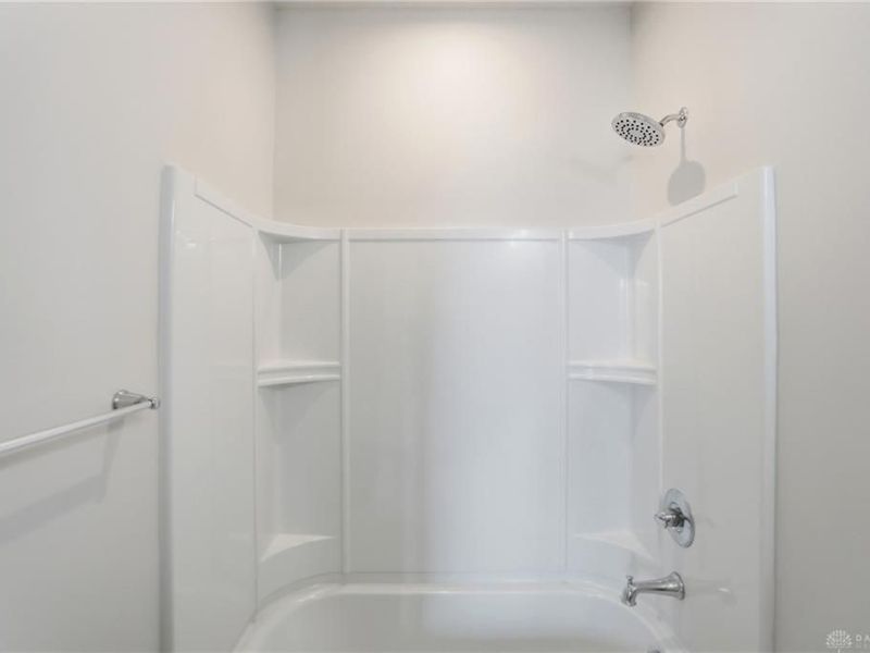 6018 Boxelder Drive, Tipp City, OH 45371 Photo 28