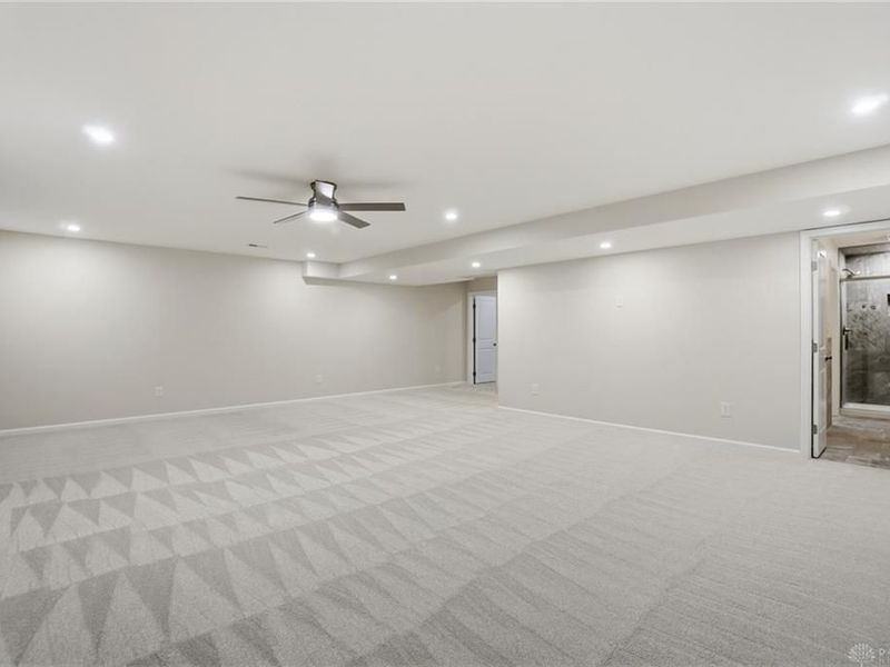 6018 Boxelder Drive, Tipp City, OH 45371 Photo 33